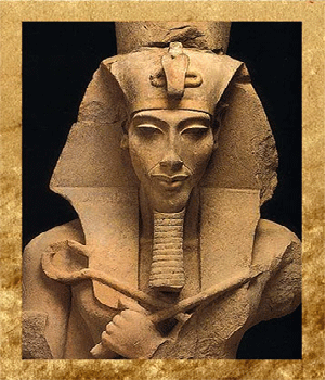 Статуя Нифертити