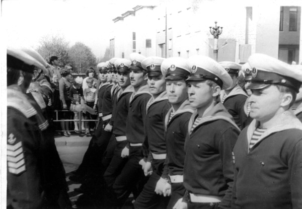Парад 1979 г., сводная коробка СВС | Выпускники Херсонской мореходки - ХМУ ММФ и ХМК