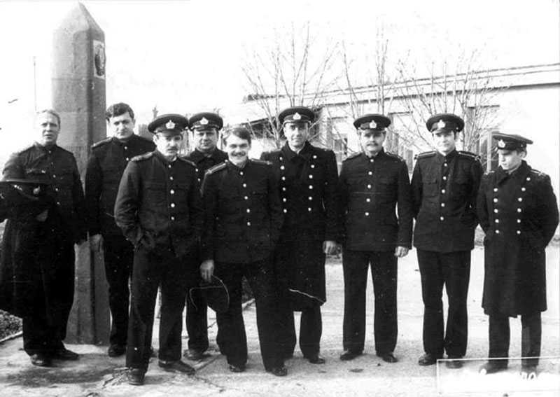 Севастополь. Группа офицеров запаса, выпускников РТС разных выпусков на переподготовке в 1988 году
